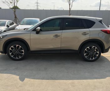 Mazda CX 5 Facelift 2017 - Bán xe Mazda CX 5 2.0 đời 2018, màu trắng, giá ưu đãi, xe giao ngay trong 1 nốt nhạc, trả góp 90%- liên hệ 0938 900 820