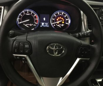 Toyota Highlander LE 2015 - Cần bán Toyota Highlander LE sản xuất năm 2015, màu trắng, nhập khẩu