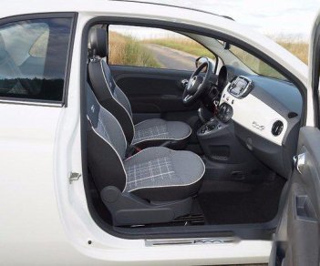 Fiat 500 2016 - Cần bán gấp Fiat 500 đời 2016, màu trắng, nhập khẩu nguyên chiếc