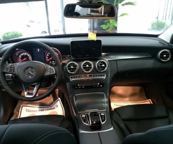 Mercedes-Benz C class C200 2017 - Bán Mercedes C200 đời 2017, màu đỏ, nhập khẩu