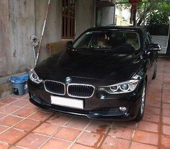 BMW 3 Series 320i 2012 - Cần bán xe BMW 3 Series 320i sản xuất 2012, màu đen, xe nhập chính chủ