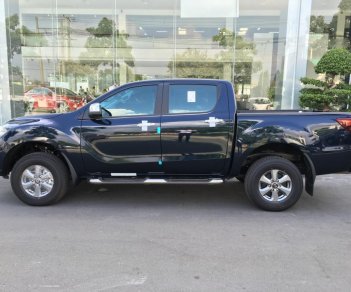 Mazda BT 50 4WD MT 2.2L 2017 - Cần bán Mazda BT 50 4WD MT 2.2L 2018, màu đen, giá 680tr