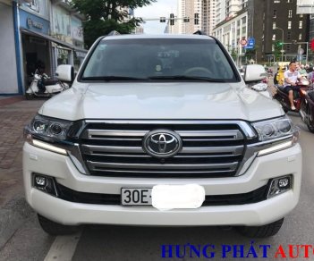 Toyota Land Cruiser 2016 - Bán ô tô Toyota Land Cruiser đời 2016, màu trắng, nhập khẩu nguyên chiếc, số tự động