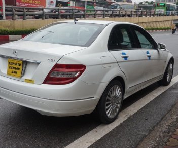 Mercedes-Benz C C250 2010 - Bán ô tô Mercedes C250 đời 2010, màu trắng, xe nhập, giá chỉ 600 triệu