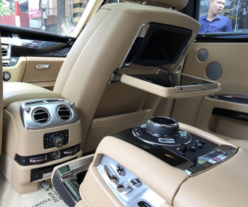 Rolls-Royce Ghost 2016 - Bán Rolls-Royce Ghost model 2017 màu đen, giá tốt: 0903 268 007