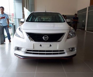 Nissan Sunny XV - Premiums 2018 - Bán Nissan Sunny XV - Premiums sản xuất 2018, màu trắng xe giao ngay