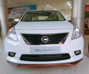 Nissan Sunny XV Premium 2017 - Bán xe Nissan Sunny Premium 2017, giá tốt nhất tháng. Liên hệ 098.590.4400