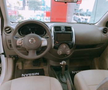 Nissan Sunny XV Premium 2017 - Bán xe Nissan Sunny Premium 2017, giá tốt nhất tháng. Liên hệ 098.590.4400