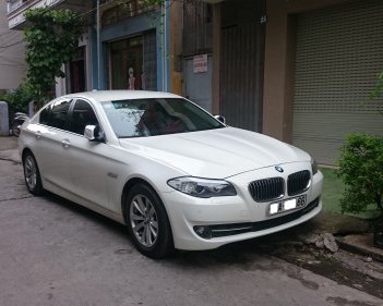 BMW 5 Series  AT  2011 - Bán BMW 5 Series AT đời 2011, màu trắng