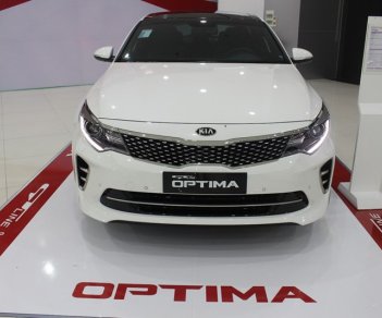 Kia Optima 2017 - Bán Kia Optima đời 2017, màu trắng, nhập khẩu  