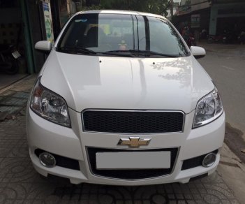 Chevrolet Aveo MT 2014 - Cần bán xe Chevrolet Aveo MT đời 2014, màu trắng số sàn giá cạnh tranh