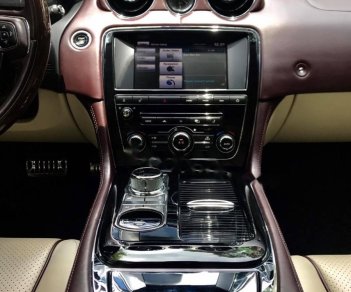 Jaguar XJ  5.0 Autobiography 2015 - Cần bán lại xe Jaguar XJ 5.0 Autobiography 2015, màu đen, nhập khẩu nguyên chiếc