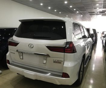 Lexus LX 570 2017 - Cần bán Lexus LX 570 năm 2017, màu trắng, xe nhập