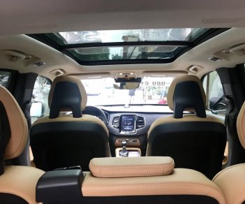 Volvo XC90 T6 2017 - Bán xe Volvo XC90 model 2017 nhập khẩu Mỹ, màu đen, mới 100%