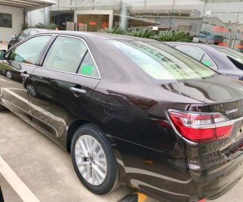 Toyota Camry 2.0E 2017 - Bán xe Camry model 2018- LH 0914789099