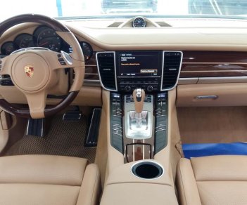 Porsche Panamera 2015 - Cần bán Porsche Panamera đời 2015, màu trắng, nhập khẩu nguyên chiếc