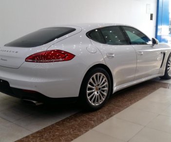 Porsche Panamera 2015 - Cần bán Porsche Panamera đời 2015, màu trắng, nhập khẩu nguyên chiếc