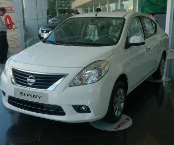 Bán Nissan Sunny XV sản xuất 2017, màu trắng, giá tốt  - LH ngay 0905157658