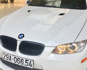 BMW M3  4.0 AT  2009 - Cần bán xe BMW M3 4.0 AT đời 2009, màu trắng, nhập khẩu