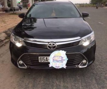 Toyota Camry  2.5Q  2016 - Bán Toyota Camry 2.5Q đời 2016, màu đen chính chủ