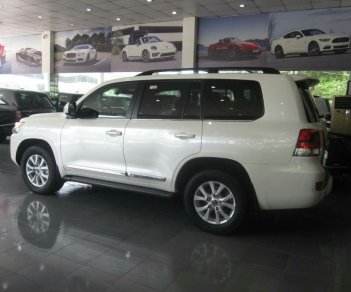 Toyota Land Cruiser 5.7 VX 2017 - Cần bán Toyota Land Cruiser 5.7 VX năm 2017, màu trắng, xe nhập