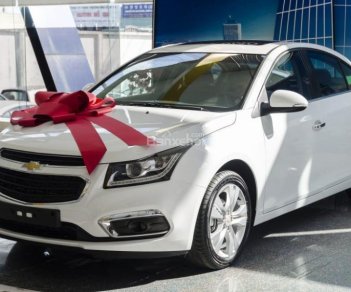 Chevrolet Cruze LTZ 1.8L 2018 - Bán Chevrolet Cruze 2018 hỗ trợ cực tốt trong tháng liên hệ ngay Mr. Quang nhận giá cuối, tặng nhiều phụ kiện