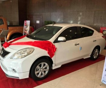 Nissan Sunny XV Premium S 2017 - Bán ô tô Nissan Sunny XV Premium S đời 2017, màu trắng, giá 478tr