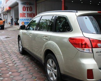 Subaru Outback   2.5 AT  2011 - Ô tô Đức Thiện bán Subaru Outback 2.5 AT đời 2011, màu vàng cát