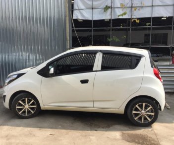 Chevrolet Spark LS 2015 - Cần bán Chevrolet Spark LS năm 2015, màu trắng, giá thương lượng, hợp kinh doanh uber grab