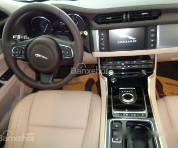 Jaguar XF 2017 - Bán xe Jaguar XF Pure 2017 màu đen, màu đen, xe giao ngay, khuyến mãi giá tốt nhất - 0918842662