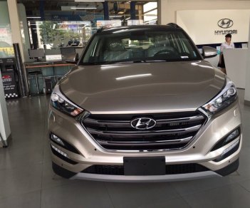 Hyundai Tucson 2.0  2017 - Cần bán xe Hyundai Tucson 2.0 2018, màu nâu, giá KM: 85.000.000đ. ĐT mua xe: 0941.46.22.77 Mr. Vũ