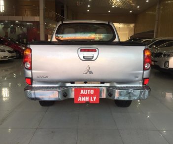 Mitsubishi Triton 2.5MT 2007 - Bán Mitsubishi Triton 2.5MT đời 2007, màu bạc, nhập khẩu nguyên chiếc, giá 325tr