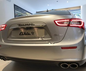 Maserati Ghibli 3.0 V6 2017 - Bán xe Maserati Ghibli 3.0 V6 đời 2017, màu bạc, nhập khẩu