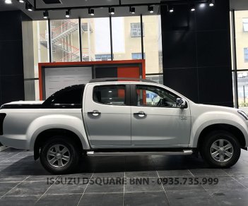 Isuzu Dmax 2.5MT 2017 - Bán tải Isuzu Dmax 2.5 số sàn 1 cầu, ưu đãi tới 60 triệu đồng, tặng bảo hiểm, 80 triệu nhận xe ngay