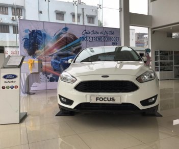 Ford Focus Trend 1.5 AT Ecoboost  2018 - Bán Ford Focus Trend giá tốt nhất tại Khu vực Hà Nội, L/h: 0987987588, hỗ trợ trả góp 90%, giao xe tận nhà