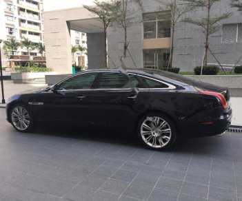 Jaguar XJ 2011 - Cần bán xe Jaguar XJ đời 2011, màu đen, xe nhập

