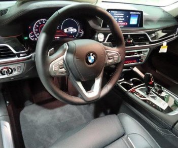 BMW 7 Series 750 LI 2017 - Cần bán xe BMW 7 Series 750 LI năm 2017, màu đen, xe nhập