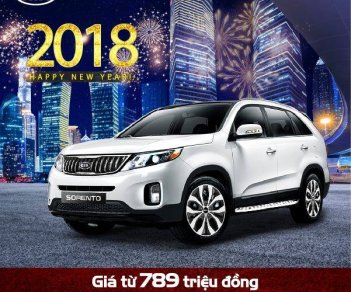 Kia Sorento GAT 2017 - Bán ô tô Kia Sorento GAT năm 2018, màu trắng, giá 799tr