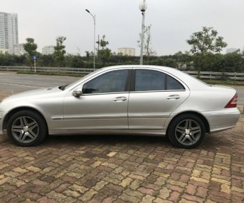 Mercedes-Benz C C180 2005 - Cần bán Mercedes C180 sản xuất 2005, xe nhập