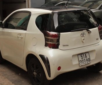 Toyota IQ 2012 - Cần bán lại xe Toyota IQ đời 2012, màu trắng, nhập khẩu nguyên chiếc