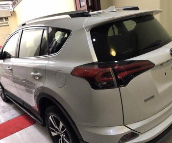 Toyota RAV4 2017 - Bán Toyota RAV4 năm 2017 mới hoàn toàn, màu trắng, nhập khẩu, đẹp hàng hiếm