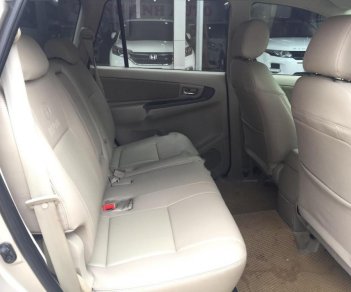 Toyota Innova 2.0E 2015 - Bán xe Toyota Innova 2.0E 2015 số sàn, giá tốt