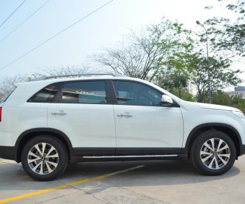 Kia Sorento GAT 2018 - Bán ô tô Kia Sorento GAT 2018, màu trắng, giá 799tr, hỗ trợ trả góp lãi suất 7,5%