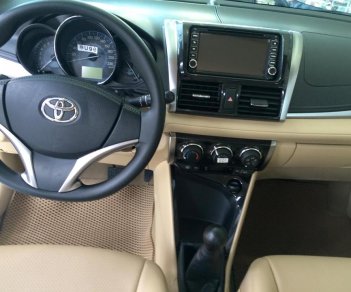 Toyota Vios E 2018 - Cần bán xe Toyota Vios E số sàn 2018, màu vàng cát