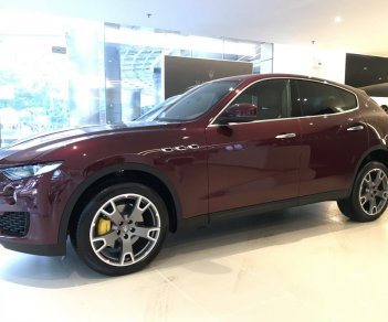 Maserati 2018 - Bán xe Maserati Levante màu đỏ nhập khẩu mới 100%, bán Maserati Levante giá tốt nhất