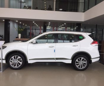 Nissan X trail 2.5 SV Premium 2018 - Cơ hội mua xe Nissan X-Trail 2.5 SV giá tốt tại Quảng Bình, LH 0911369626