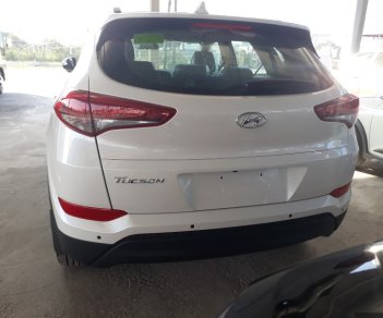 Hyundai Tucson 2.0MPI 2018 - Bán xe Hyundai Tucson 2.0MPI năm 2018, màu trắng, giá chỉ 755 triệu