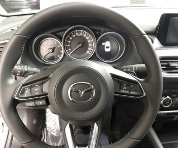 Mazda 6 6 2.0 FL   2018 - Bán xe Mazda 6 Facelift 2018 thanh toán 242 triệu - lăn bánh