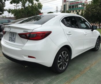 Mazda 2 2018 - Cần bán xe Mazda 2 sản xuất năm 2018, màu trắng