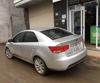 Kia Forte SLI 2009 - Cần bán gấp Kia Forte SLI năm sản xuất 2009, màu bạc ít sử dụng, giá tốt